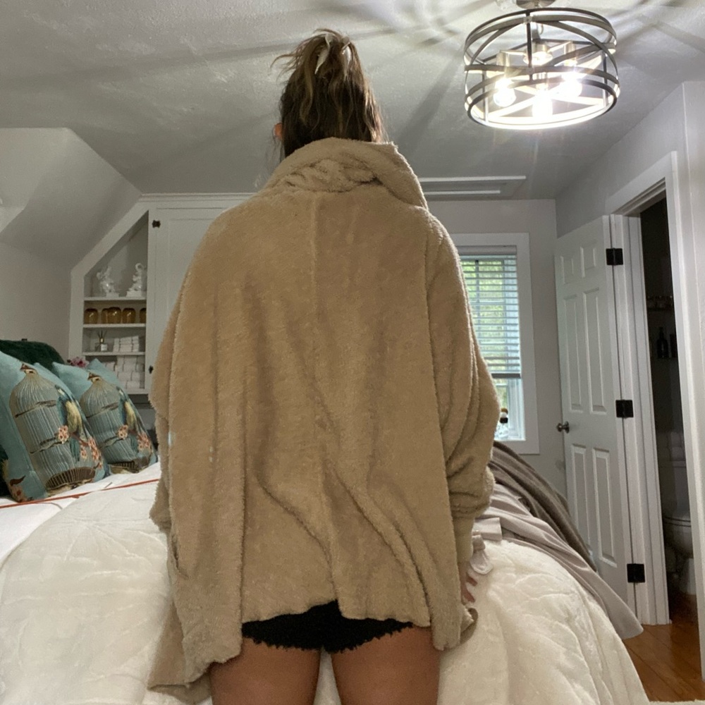 TAN SHERPA JACKET - Picture 3 of 5